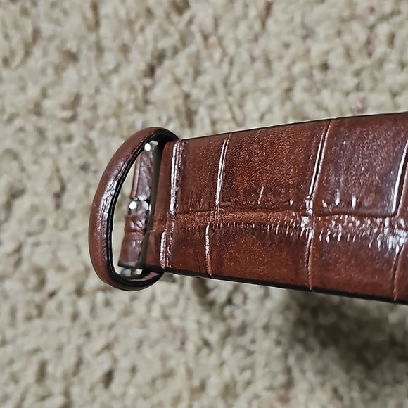 Jos A Bank Leather Belt - Picture 7 of 7